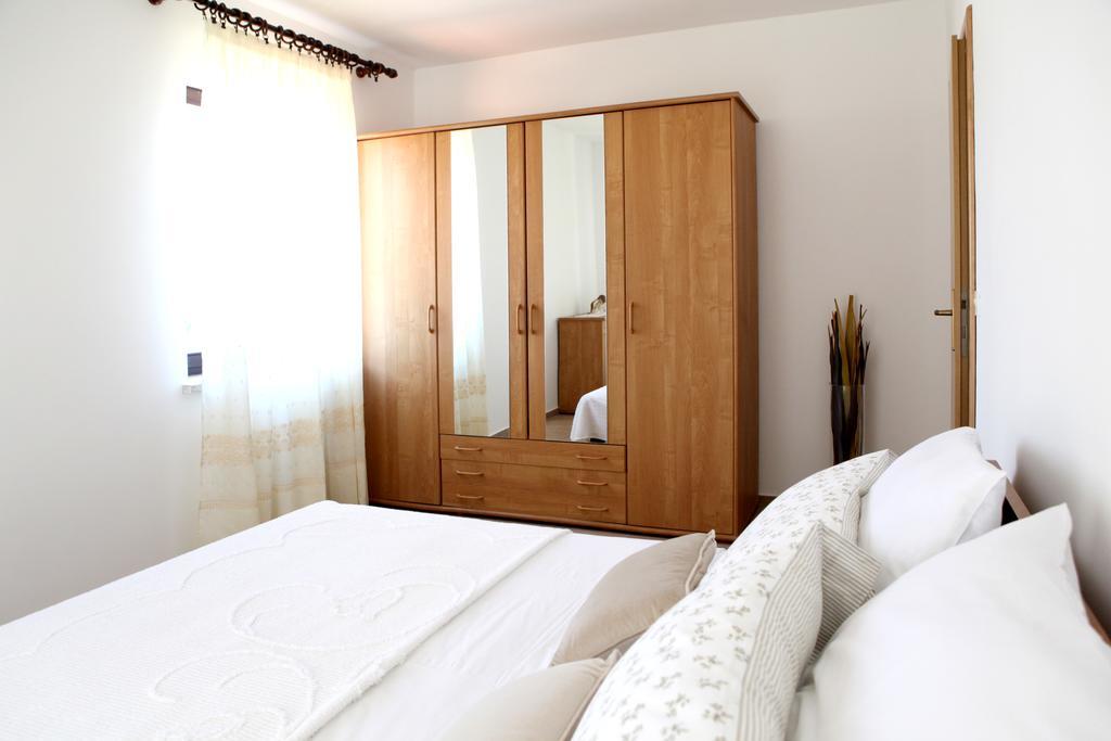 Apartments Marina-Mare Пореч Экстерьер фото